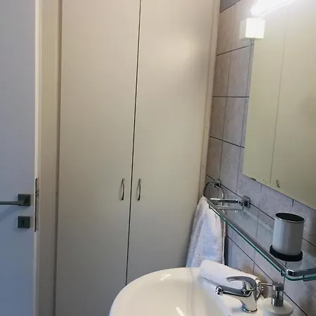 Alektor شقة كافالا